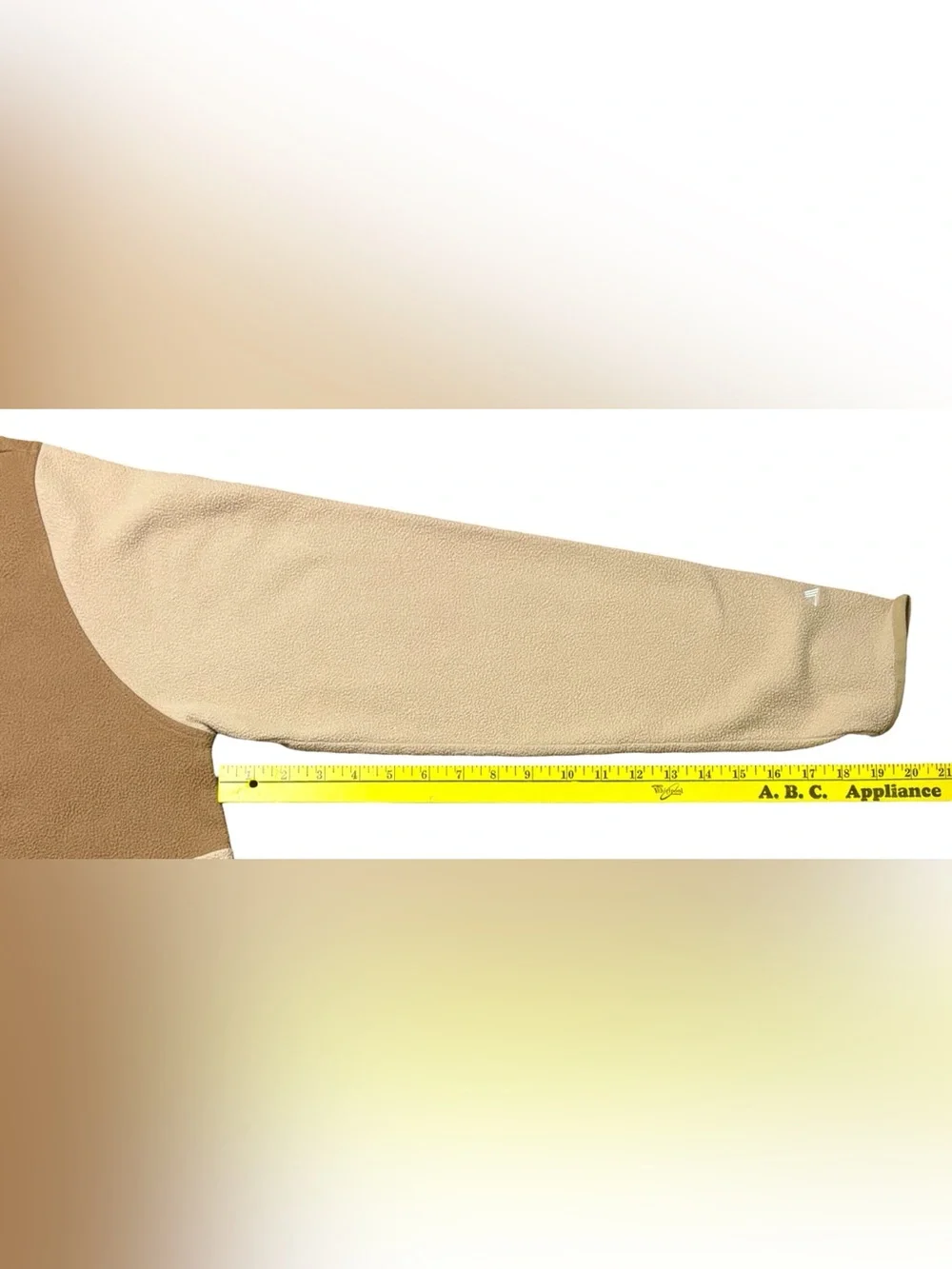 The North Face Men’s Two-Tone Half-Zip polartec Fleece Pullover - Brown/Cream